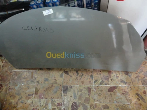 capot MARUTI et SUZUKI 