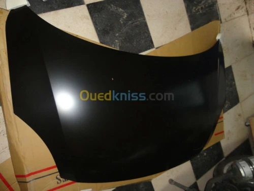 capot MARUTI et SUZUKI 