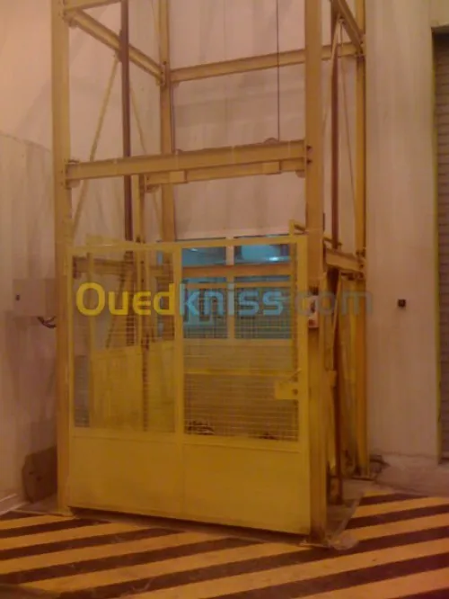 fabrication charpente et pose panneaux