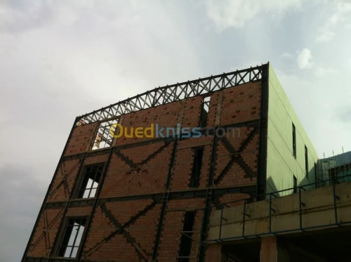 fabrication charpente et pose panneaux