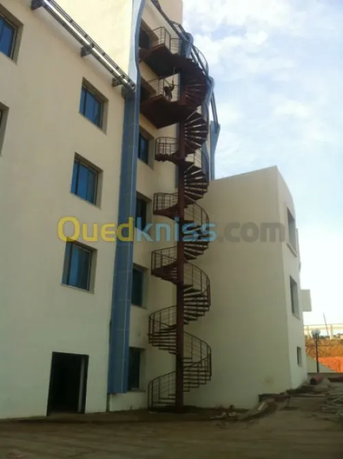 fabrication charpente et pose panneaux