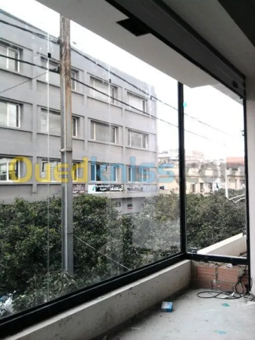facade verre verre trempé
