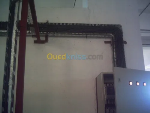 INSTALLATION  MAINTENANCE  ELECTRICITE