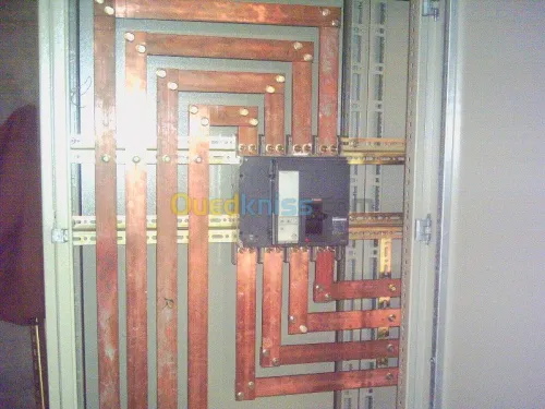 INSTALLATION  MAINTENANCE  ELECTRICITE