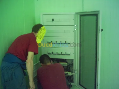 INSTALLATION  MAINTENANCE  ELECTRICITE