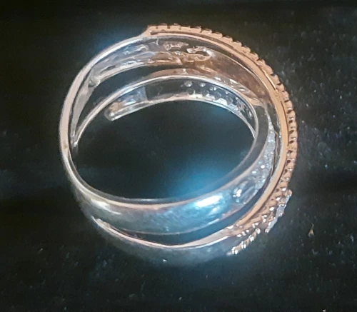 Bague Or 18k 750 Blanc et Rose et Diamants. Modèle Van Cleef & Arples
