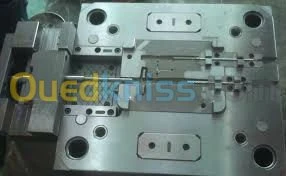 moule d'injection plastique 