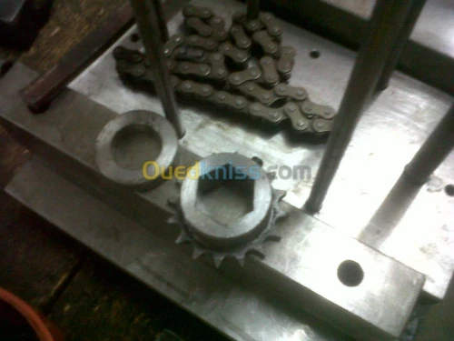 moule d'injection plastique 