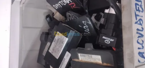 pieces  triumph 675 1050