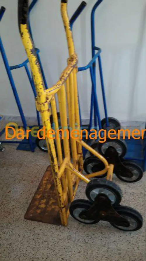 DEMENAGEMENT(NOS MOYENS ET REFERENCES)