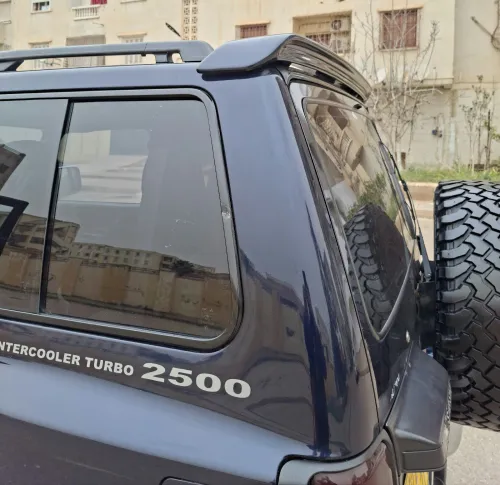 Mitsubishi Pajero Court 1998 Pajero Court