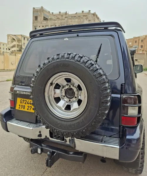 Mitsubishi Pajero Court 1998 Pajero Court