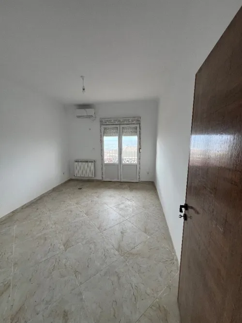 Location Appartement F5 Tipaza Khemisti