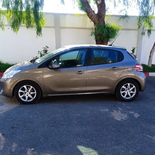 Peugeot 208 2013 208