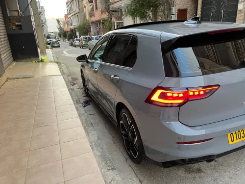 Volkswagen Golf 8 2025 R-Line