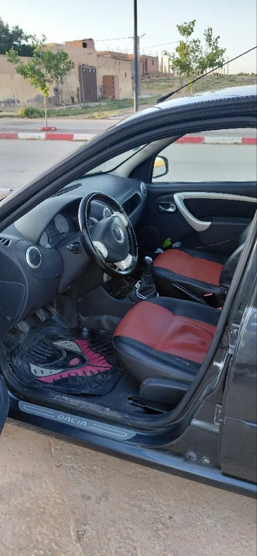 Dacia Logan 2012 