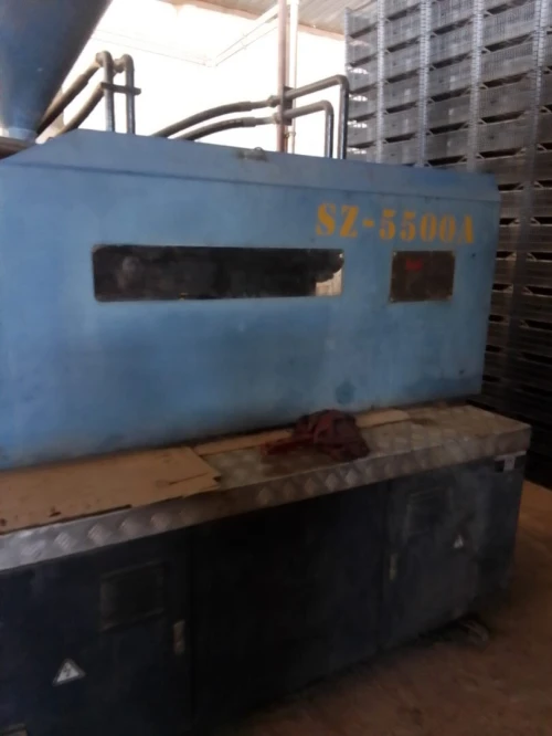 Machines a Injection Plastique DISPONIBLE