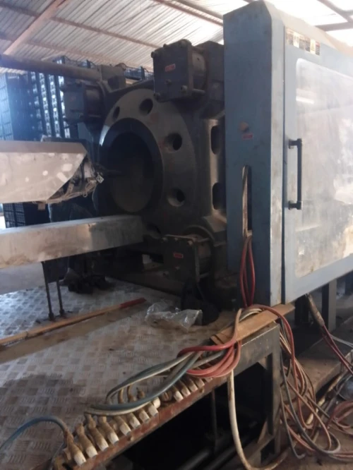 Machines a Injection Plastique DISPONIBLE