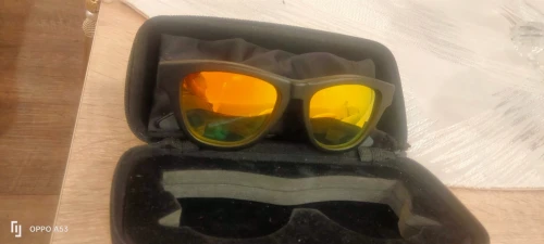 Lunettes soleil écouter bleuthot micro