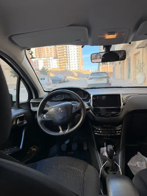 Peugeot 208 2019 Active Facelift