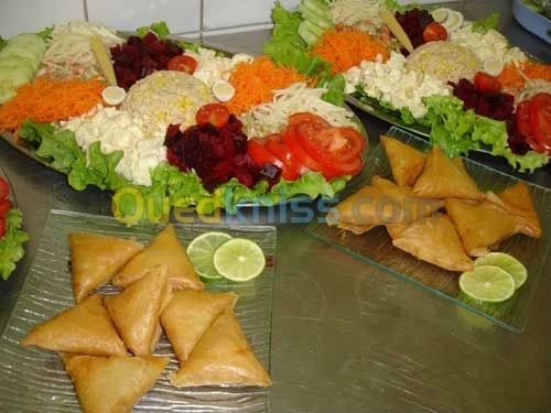 plats et gateaux et buffé