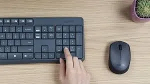 CLAVIER LOGITECH MK235 ET SOURIS SANS FIL