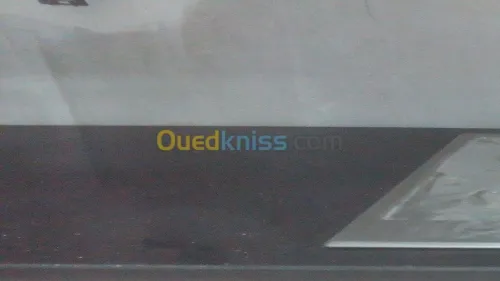 marche contre marche et cuisines 