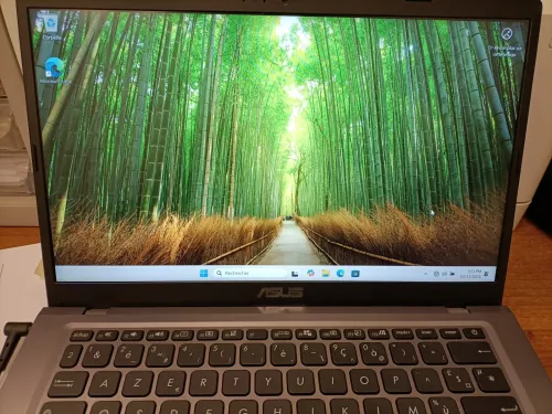Asus 14" ryzen 3 32500U 8g/256g FHD 