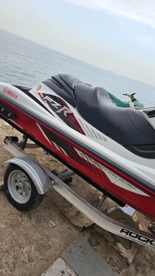 Yamah FZR 2016