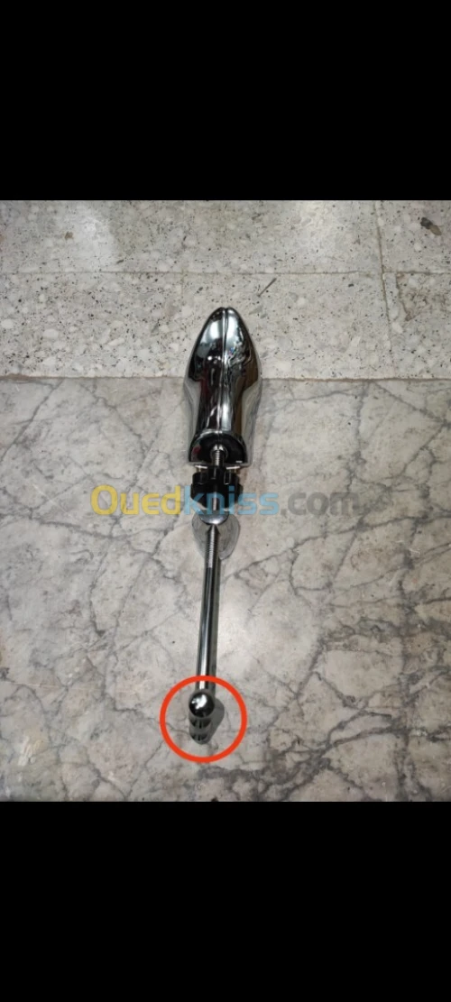 hommes, 1 pièce, bottes, extenseur professionnel à talons hauts le fer  ( يوسع و يعرض الاحذية للرجال