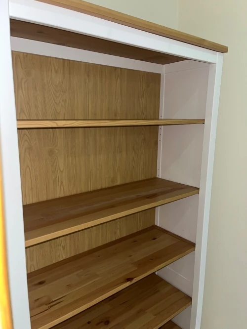 Bibliothèque IKEA