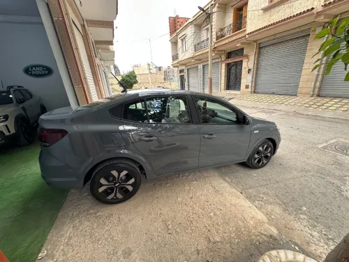 Dacia Logan 2025 Expression