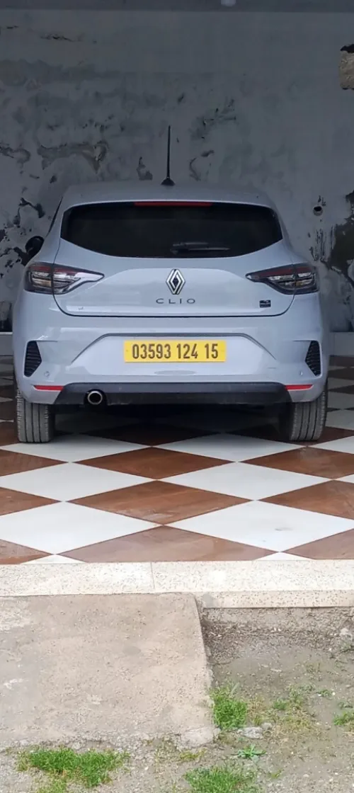 Renault Clio 5  2024 Evolution