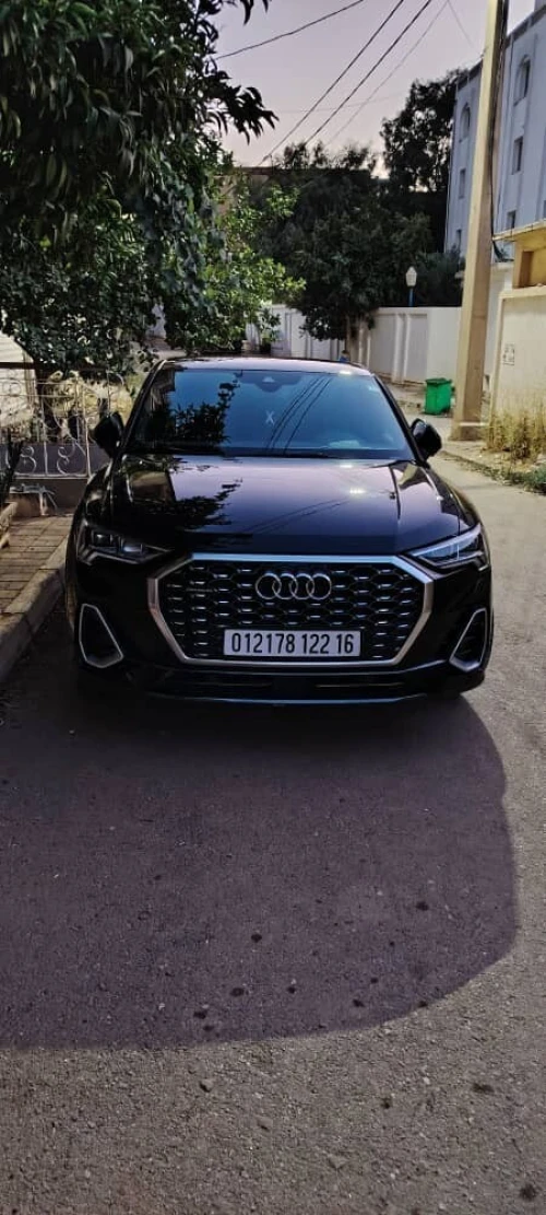 Audi Q3 2022 Q3