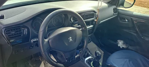 Peugeot 301 2013 Allure