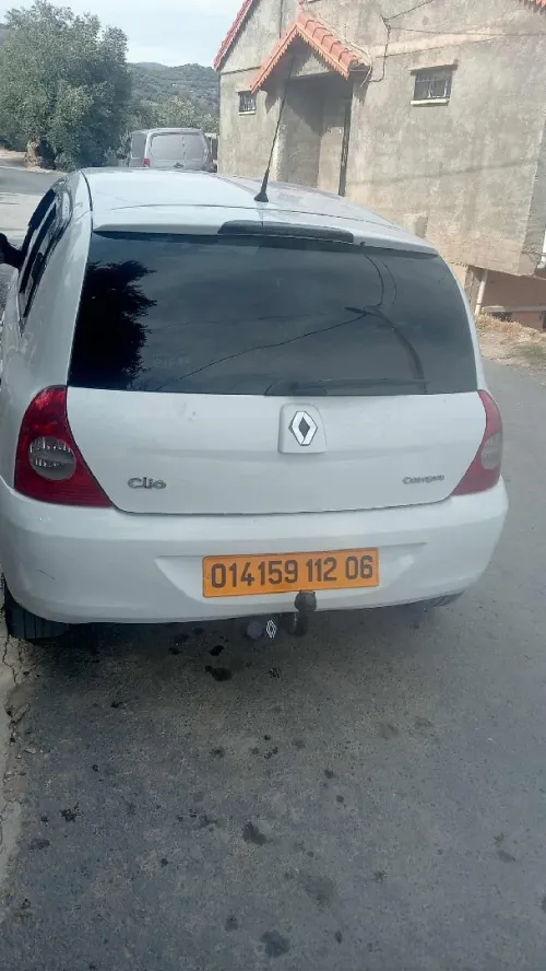 Renault Clio Campus 2012 Bye bye