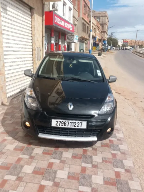 Renault Clio 3 2012 Night and Day