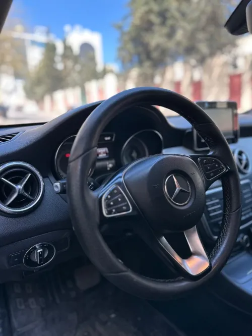 Mercedes GLA 2017 