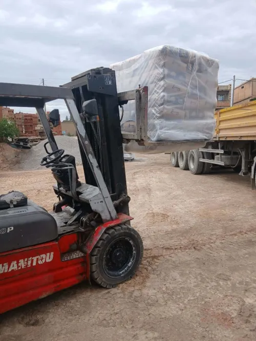 Manito 3 tonnes 2010