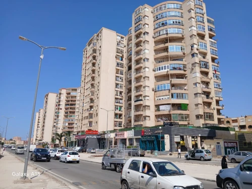Cherche achat Appartement F3 Alger Bab ezzouar