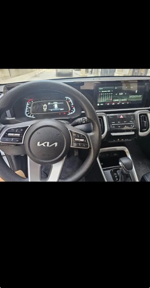 Kia Sonet  2025 Full options