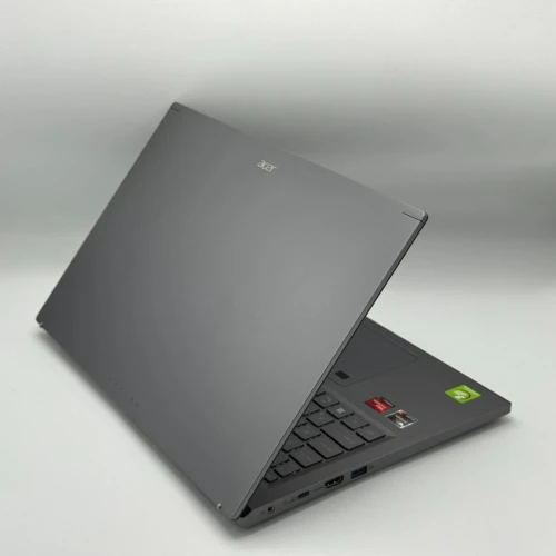 Acer Aspire 5 / Ryzen 7 7730U / 16 Go / 512 Go SSD / 15.6 FHD
