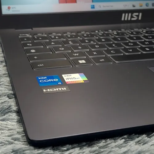 Msi Modern 15 B12M /12th i5-1235U / 8Go DDR4 / 512 Go SSD /15,6" FHD