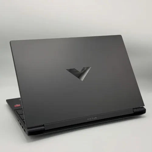 HP Victus Gaming 15-fb2063dx / Ryzen 5 7535HS / RX 6550M / 8Go DDR5 / 512Go SSD / 15.6 FHD 144Hz