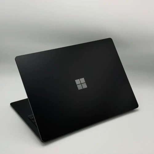 Microsoft Surface Laptop 4 / i7-1185G7 / 16 Go DDR4X / 256 Go SSD / 13.4 2.2K Tactile