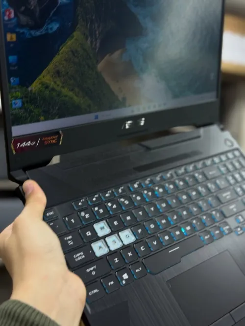 ASUS TUF Gaming F15 i7 11800H / 16 Go DDR4 / 512 Go SSD / RTX 3060 6 Go / 15.6 FHD