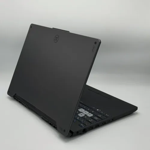 ASUS TUF Gaming F15 / i7-11800H / 16 Go DDR4 / 512 Go SSD / RTX 3060 6 Go / 15.6 FHD 144 Hz