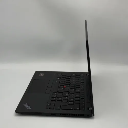 Lenovo ThinkPad T14s Gen 2 / Ryzen 7 Pro 5850U / 16 Go / 256 Go SSD / 14 FHD
