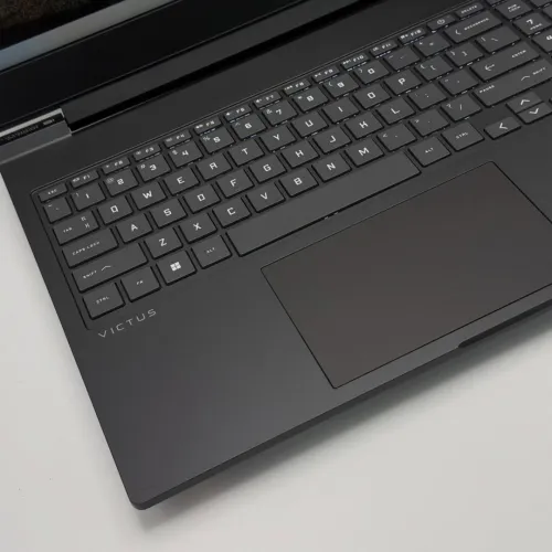 HP Victus 16 / i7 13620H / 16 Go DDR5 / 512 Go SSD / RTX 4060 8 Go / 16.1 QHD 240 Hz