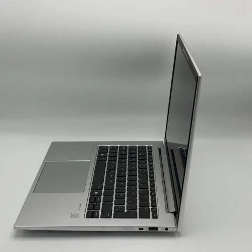 HP EliteBook 845 G11 / Ryzen 7 Pro 8840U / 16Go DDR5 / 256Go SSD / 14 FHD+